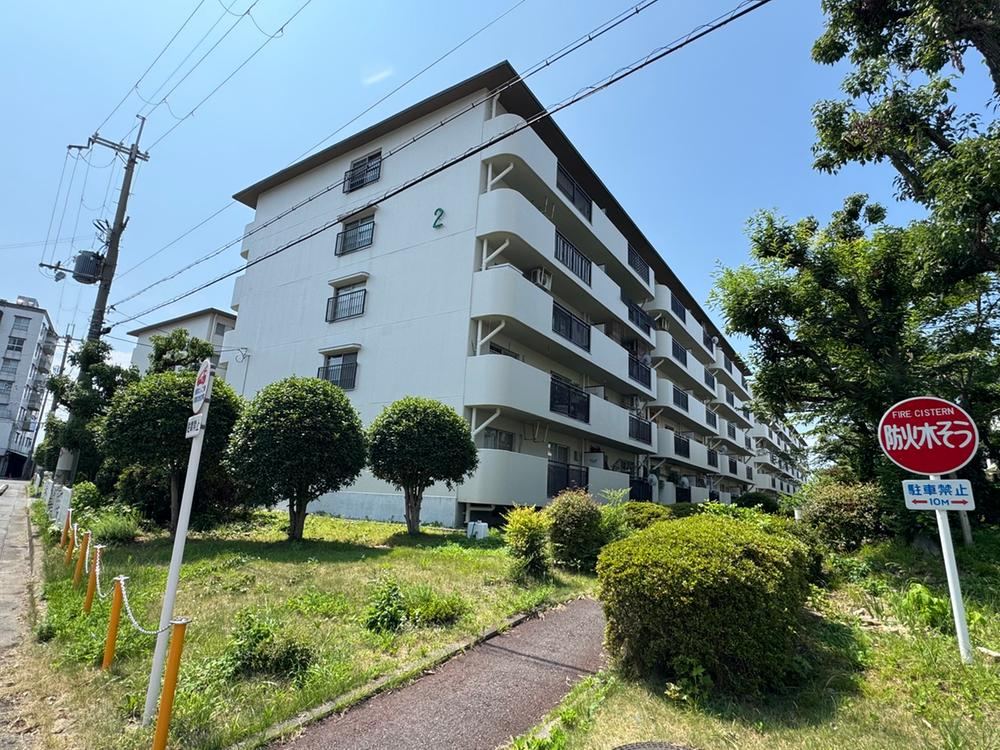 4DK apartment in Izumi, Osaka - Photo 1