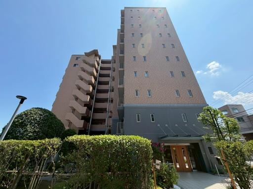 4LDK apartment in Kawaguchi, Saitama - Photo 1