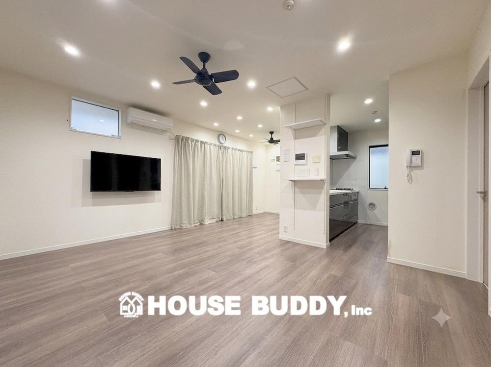 4LDK house in Hamura, Tokyo - Photo 1