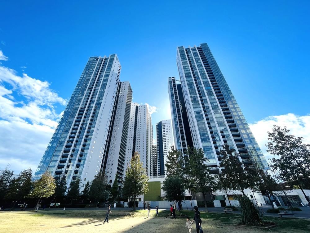 1LDK apartment in Minato Ward, Tokyo - Photo 1