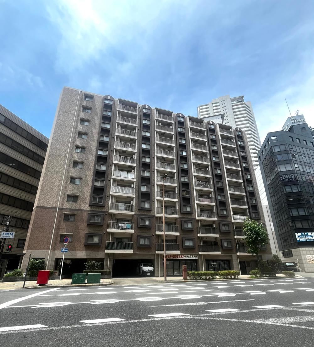 1LDK apartment in Kita Ward, Osaka - Photo 1