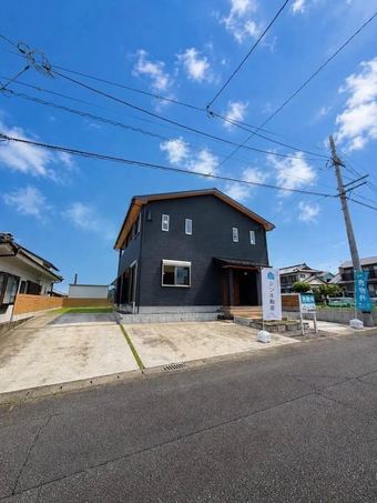 5LDK+3S house in Hyuga