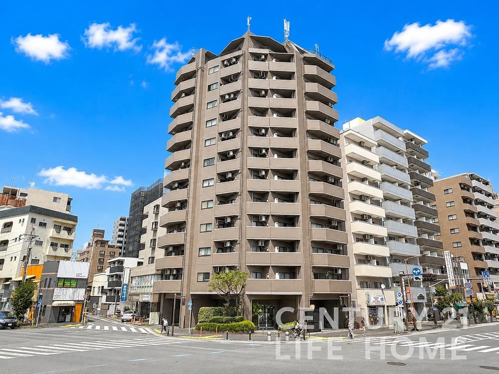 2LDK apartment in Saiwai Ward, Kawasaki, Kanagawa - Photo 1