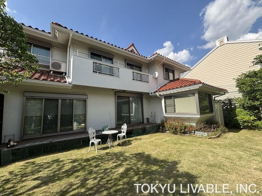 5LDK house in Aoba Ward, Yokohama, Kanagawa - Photo 1