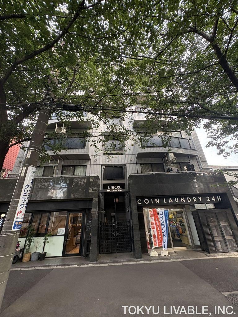 1LDK apartment in Nakano Ward, Tokyo - Photo 1