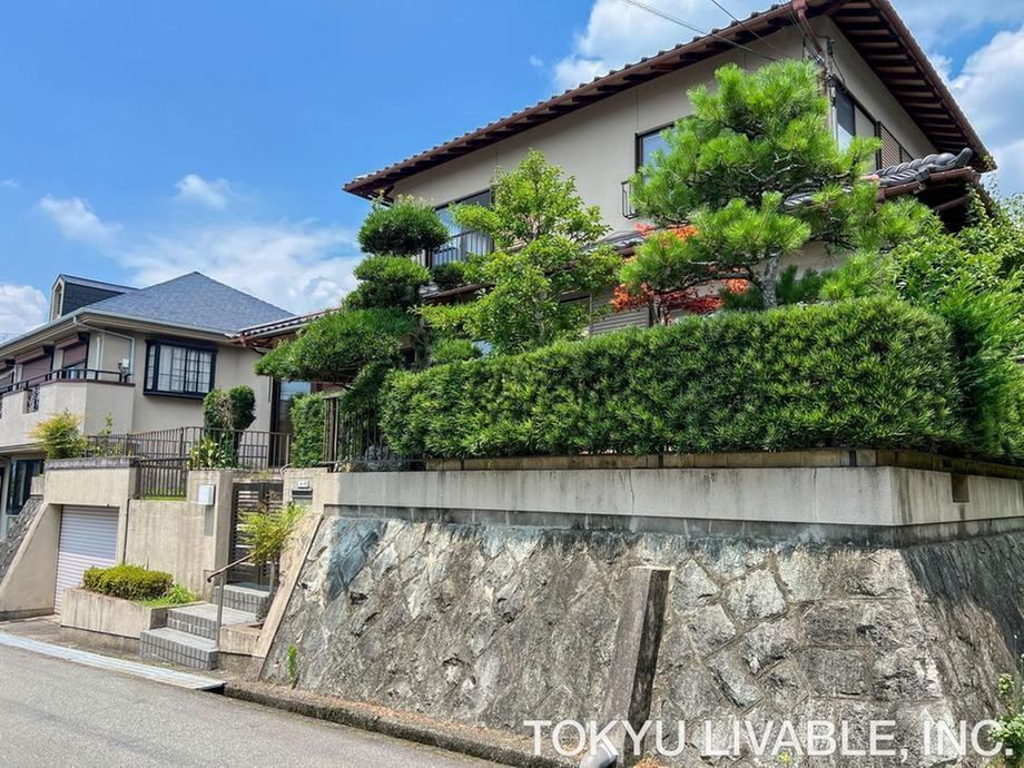 3DK+S house in Ikeda, Osaka - Photo 1