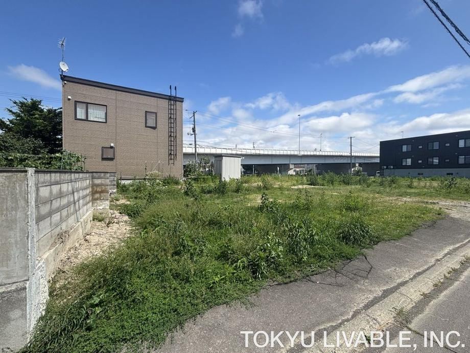 181 m² land in Kita Ward, Sapporo, Hokkaido - Photo 1