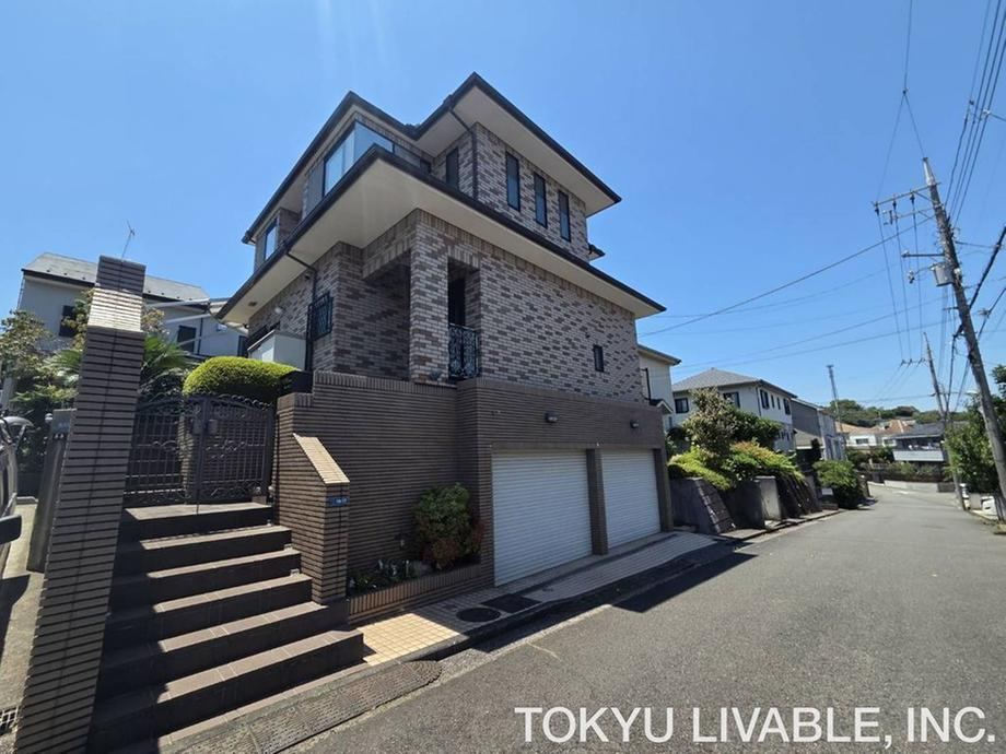 4LDK house in Tsuzuki Ward, Yokohama, Kanagawa - Photo 1