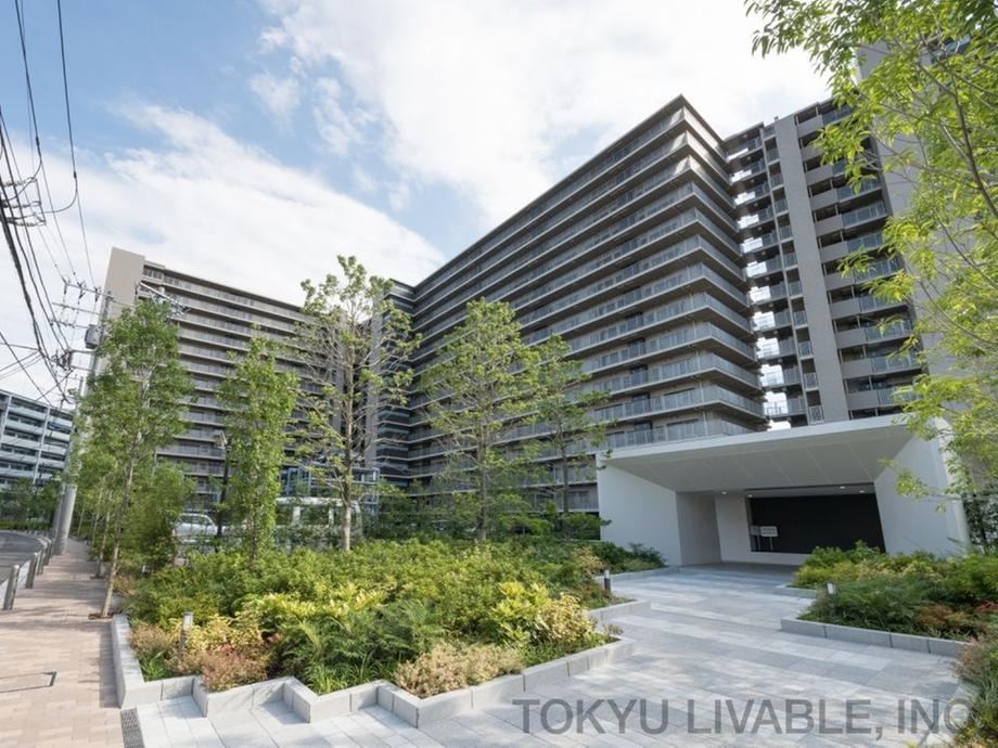3LDK apartment in Kita Ward, Tokyo - Photo 1
