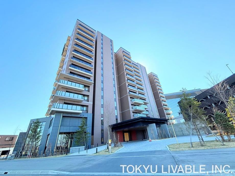 3LDK apartment in Kitahiroshima, Hokkaido - Photo 1