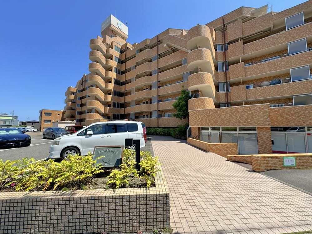2LDK apartment in Taihaku Ward, Sendai, Miyagi - Photo 1