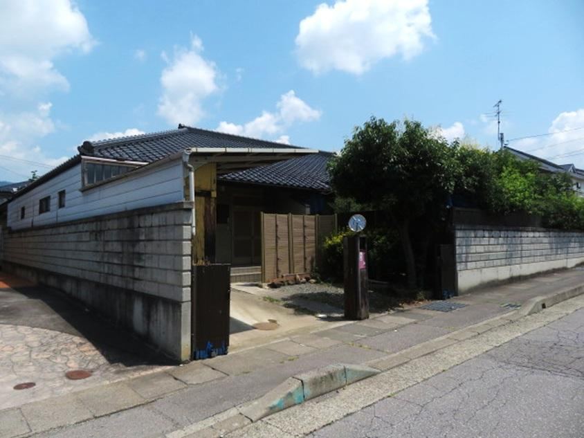 5DK house in Ueda, Nagano - Photo 1