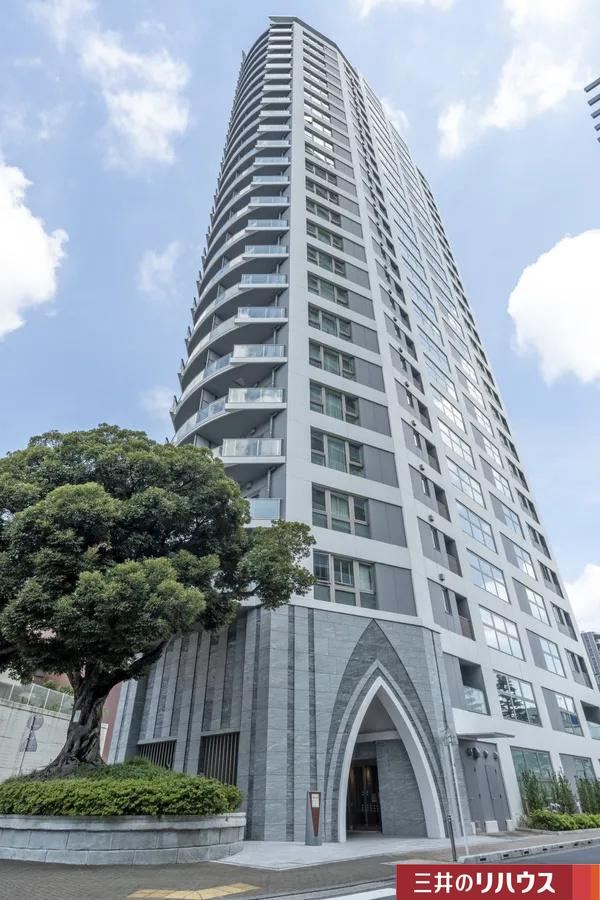 3LDK apartment in Nakano Ward, Tokyo - Photo 1
