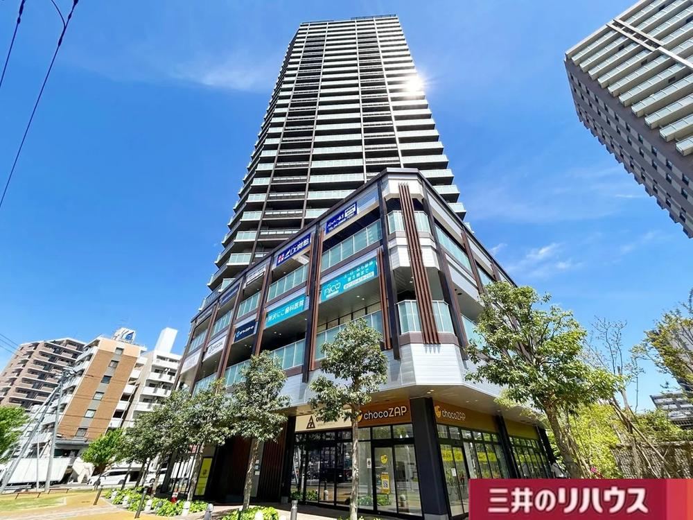 2LDK apartment in Tokorozawa, Saitama - Photo 1