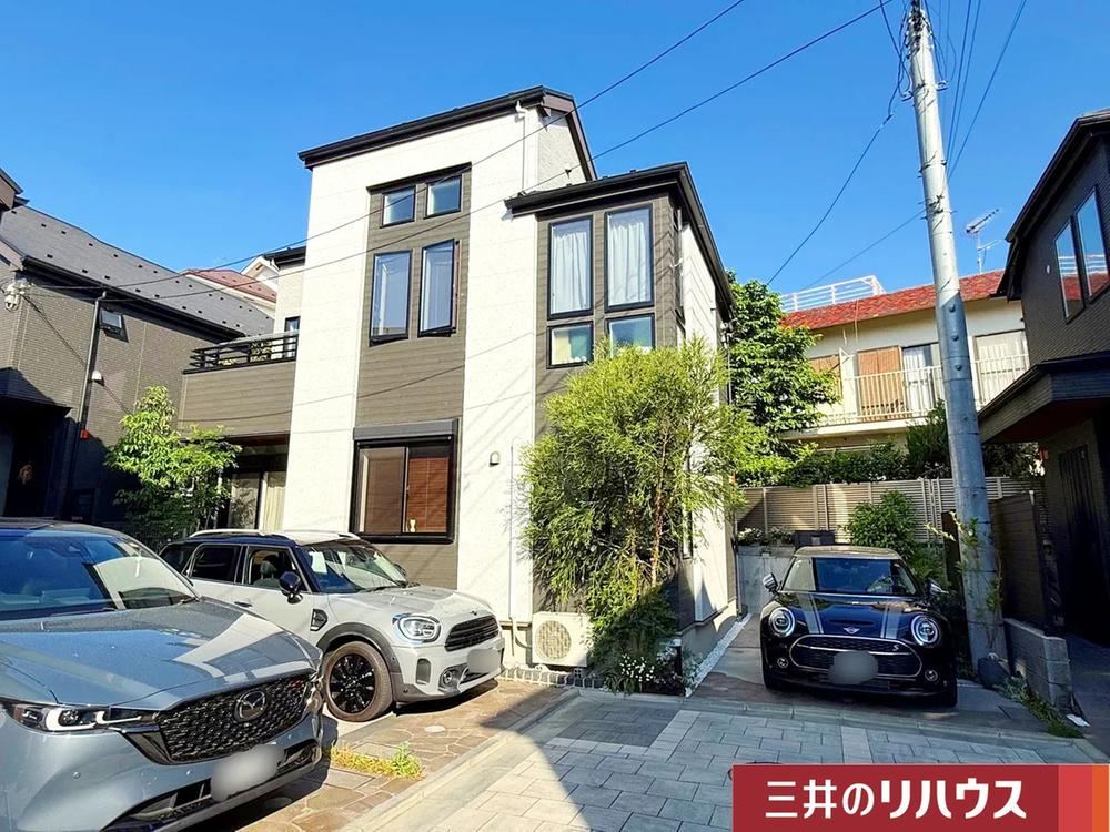 4LDK house in Suginami Ward, Tokyo - Photo 1