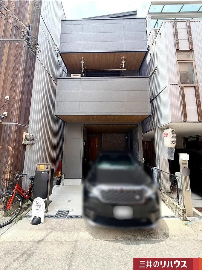 4LDK house in Fukushima Ward, Osaka - Photo 1