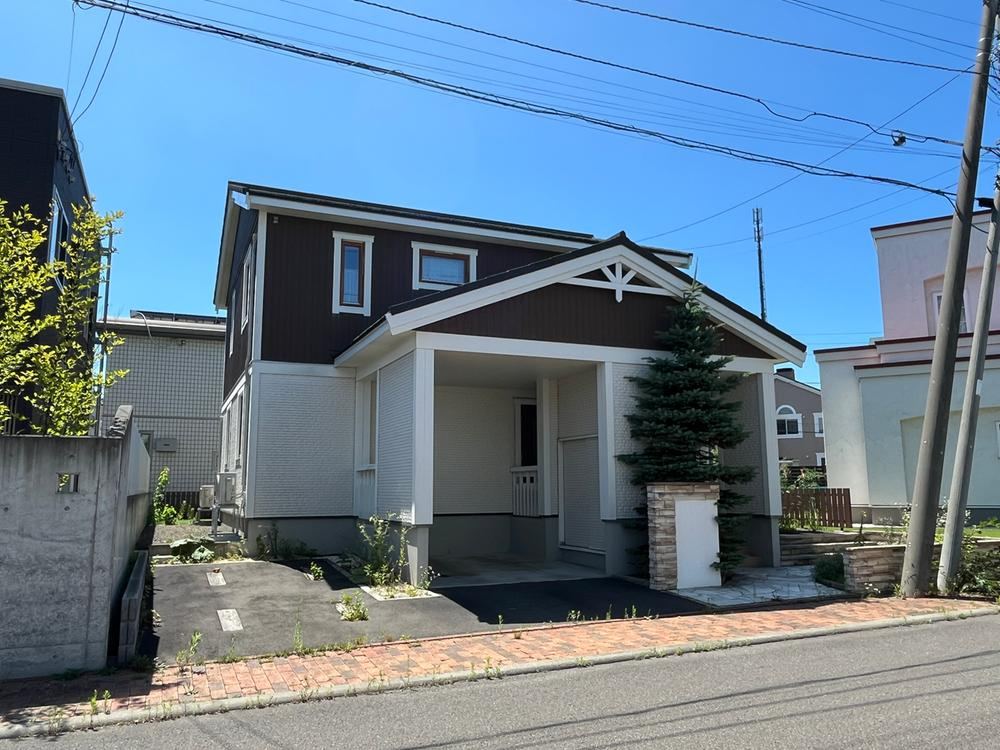 4LDK house in Kiyota Ward, Sapporo, Hokkaido - Photo 1