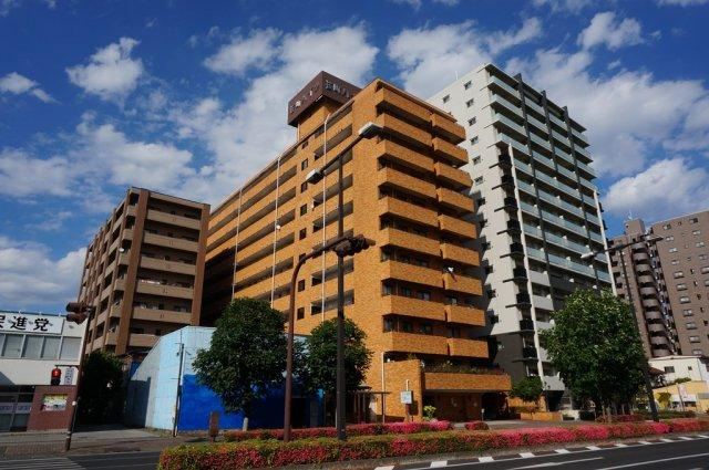 2DK apartment in Utsunomiya, Tochigi - Photo 1