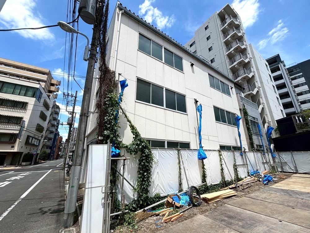 89 m² land in Taito Ward, Tokyo - Photo 1