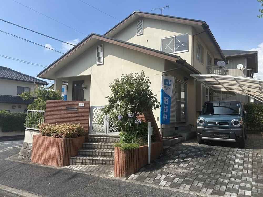 4LDK house in Asakita Ward, Hiroshima - Photo 1