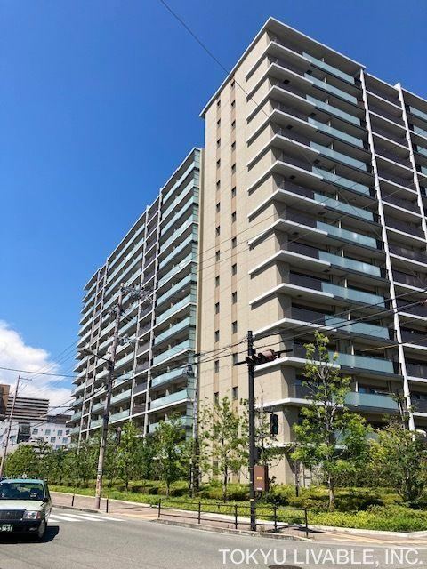 3LDK apartment in Amagasaki, Hyogo - Photo 1