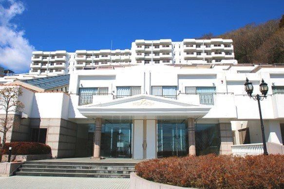 2LDK apartment in Atami, Shizuoka - Photo 1