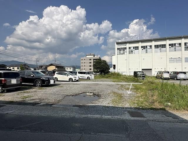 181 m² land in Okaya, Nagano - Photo 1