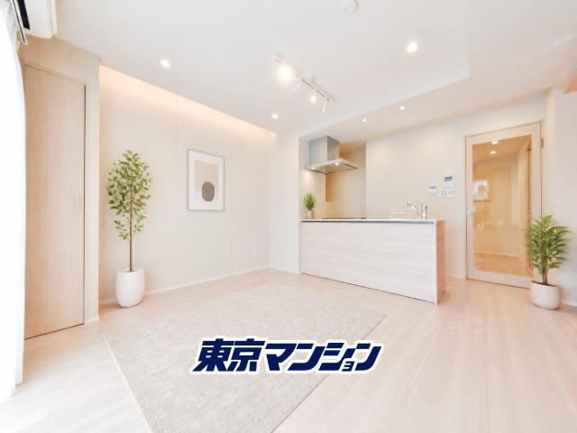 2LDK apartment in Edogawa Ward, Tokyo - Photo 1