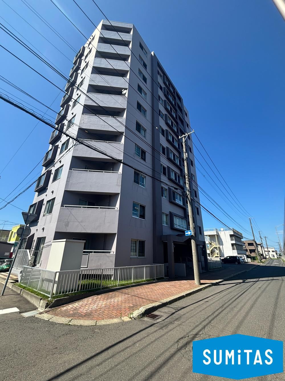3LDK apartment in Nishi Ward, Sapporo, Hokkaido - Photo 1