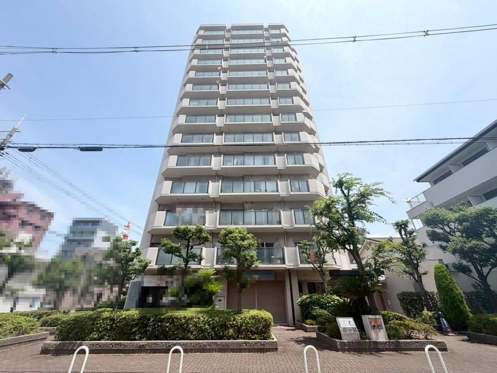 3LDK apartment in Suminoe Ward, Osaka - Photo 1