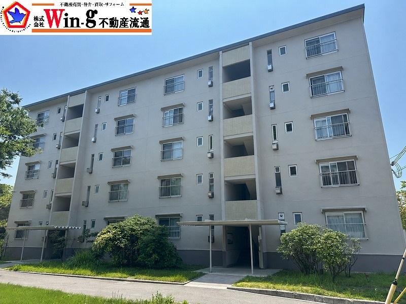 2LDK apartment in Tarumi Ward, Kobe, Hyogo - Photo 1