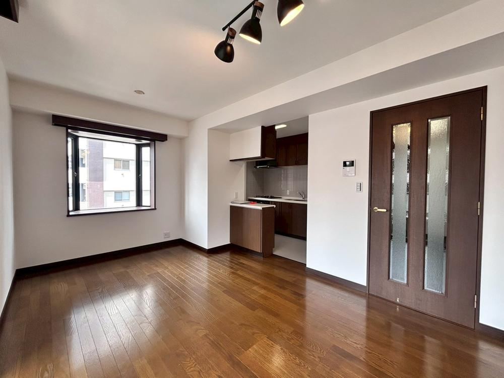 2LDK apartment in Iruma, Saitama - Photo 1