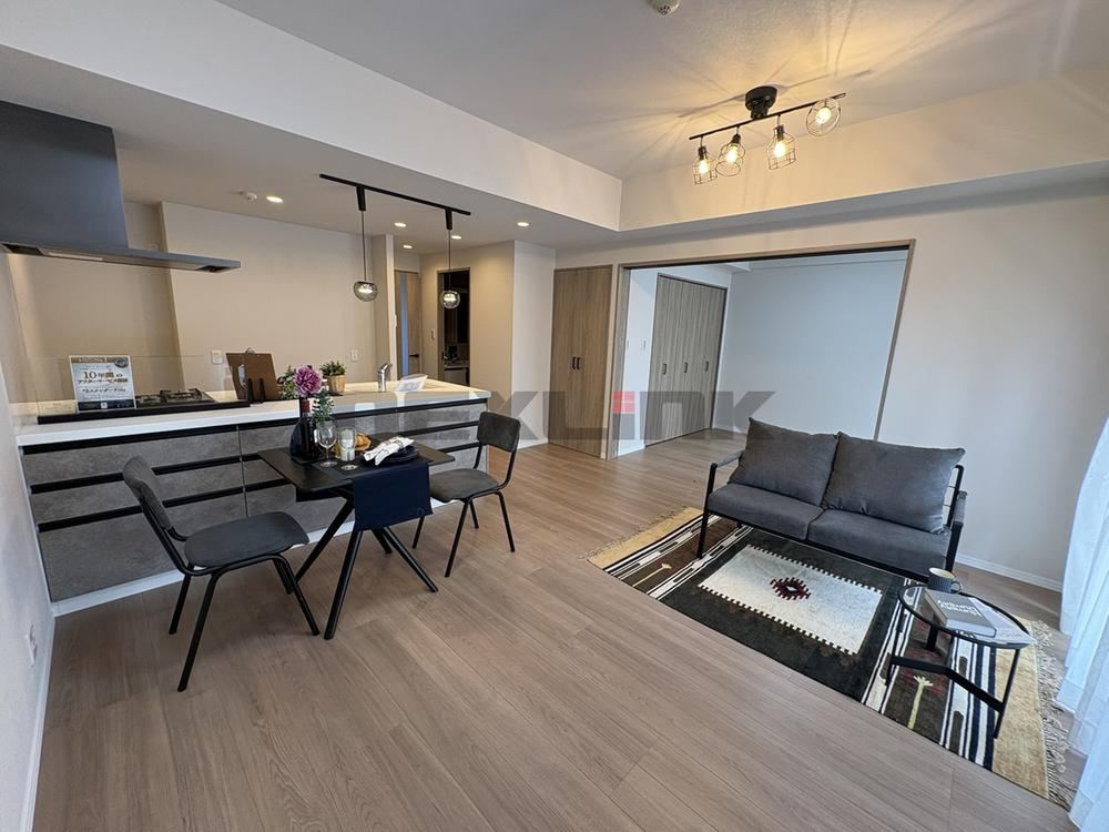 3LDK+S apartment in Funabashi, Chiba - Photo 1