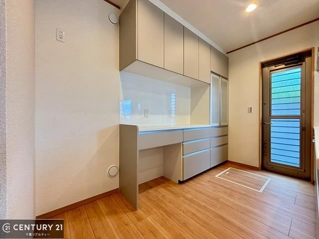 4LDK+S house in Chuo Ward, Chiba - Photo 1