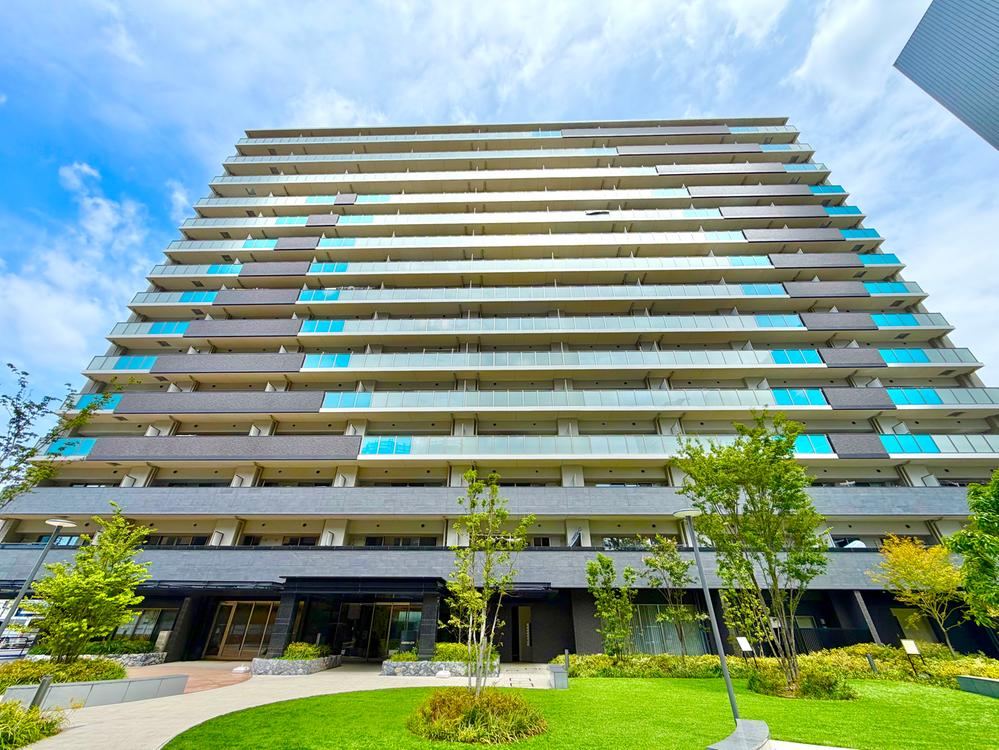 4LDK apartment in Konohana Ward, Osaka - Photo 1