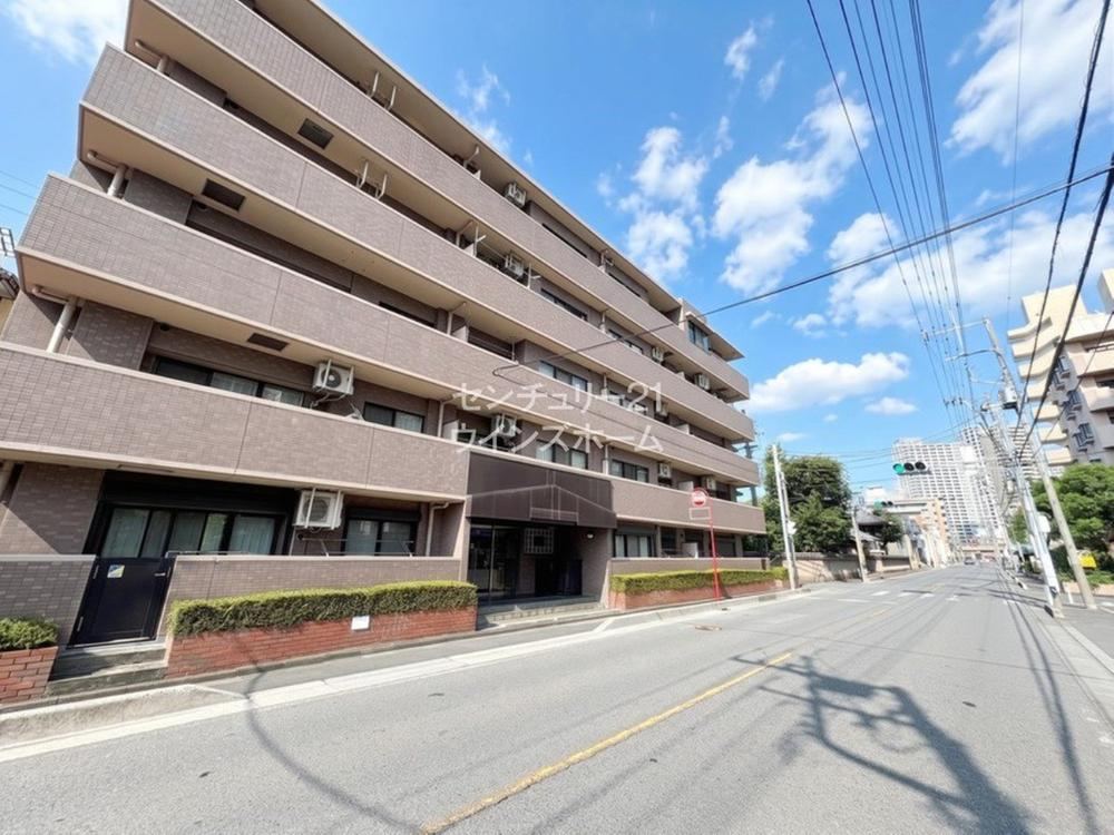 3LDK apartment in Kawaguchi, Saitama - Photo 1