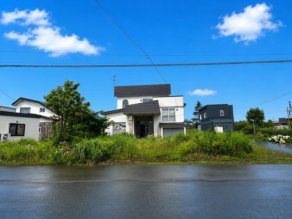 837 m² land in Ebetsu, Hokkaido - Photo 1