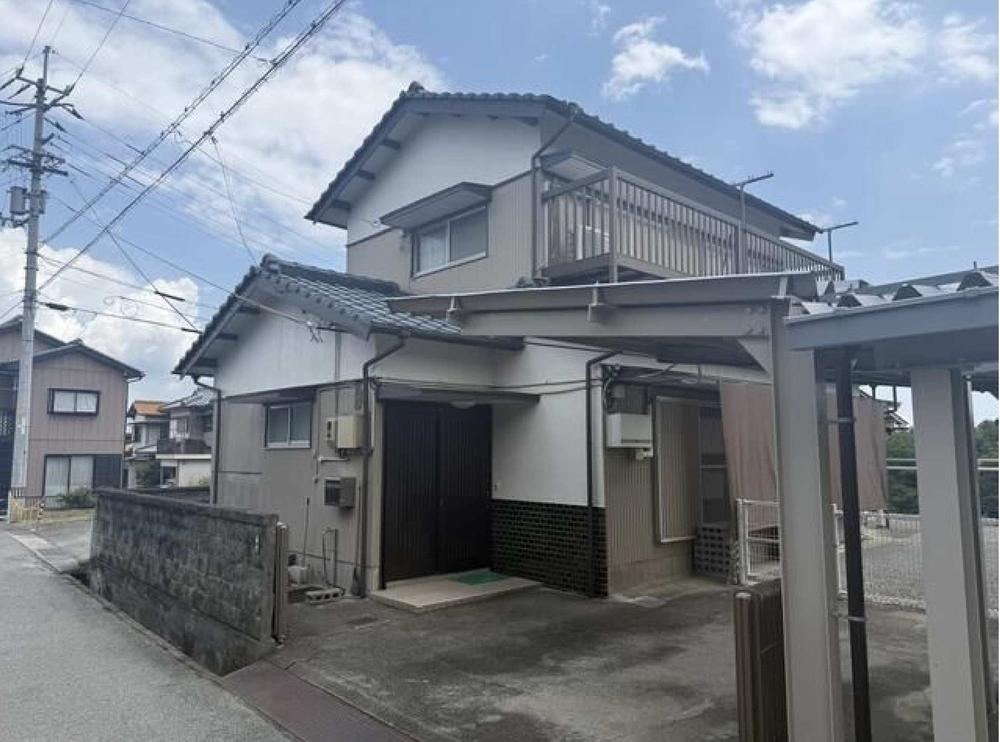 4DK house in Yoshinogawa, Tokushima - Photo 1