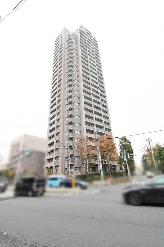 1LDK+S apartment in Suginami Ward, Tokyo - Photo 1
