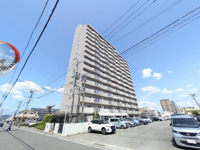 3LDK apartment in Tosu, Saga - Photo 1