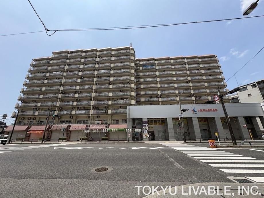 3LDK apartment in Nishinari Ward, Osaka - Photo 1