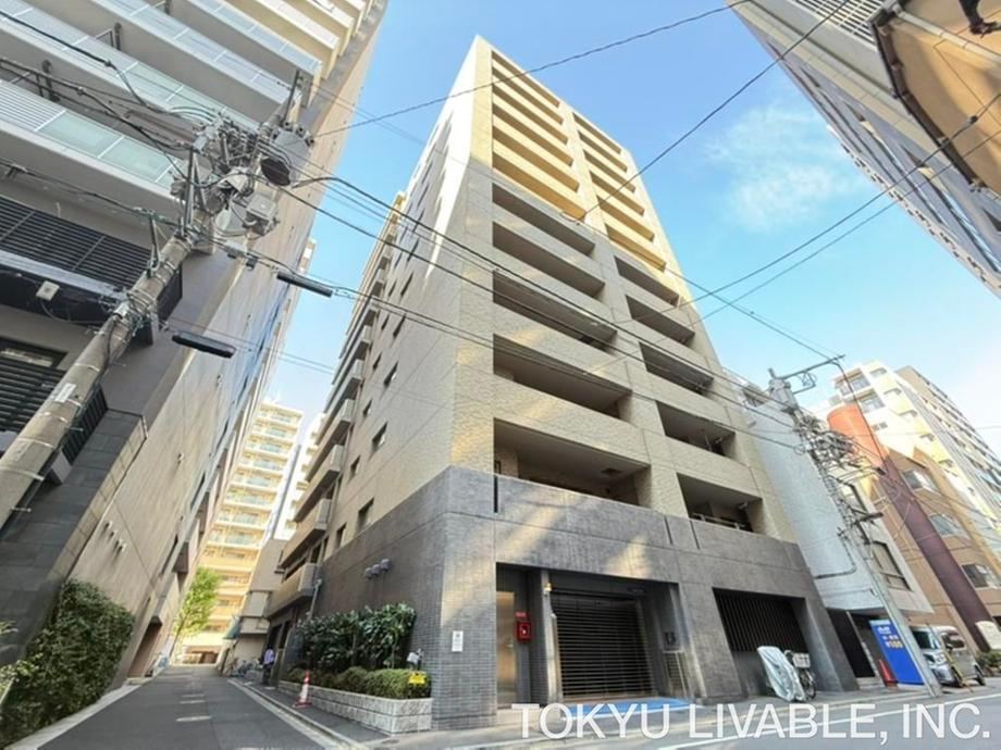 3LDK apartment in Chiyoda Ward, Tokyo - Photo 1