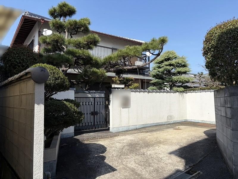 6LDK+S house in Mino, Osaka - Photo 1