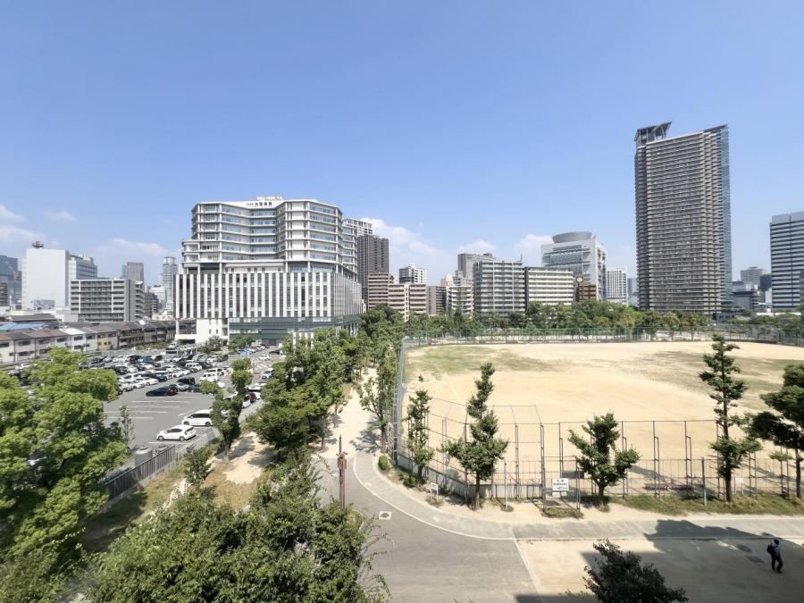 3LDK apartment in Fukushima Ward, Osaka - Photo 1