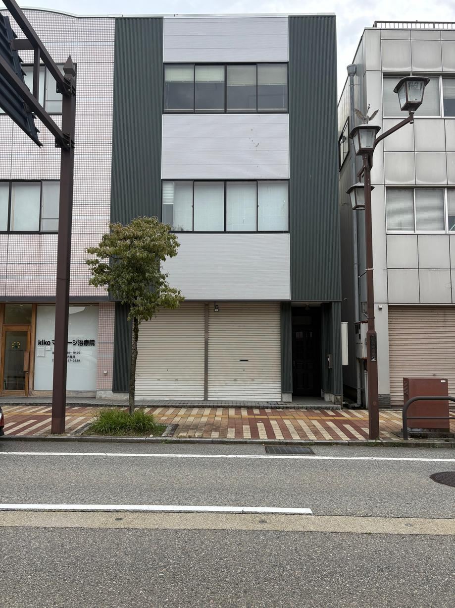 6DK house in Kurobe, Toyama - Photo 1