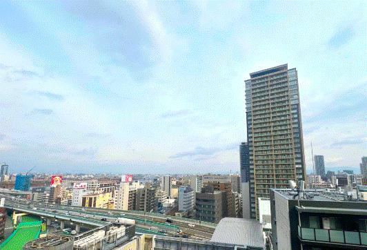 2LDK apartment in Kita Ward, Osaka - Photo 1
