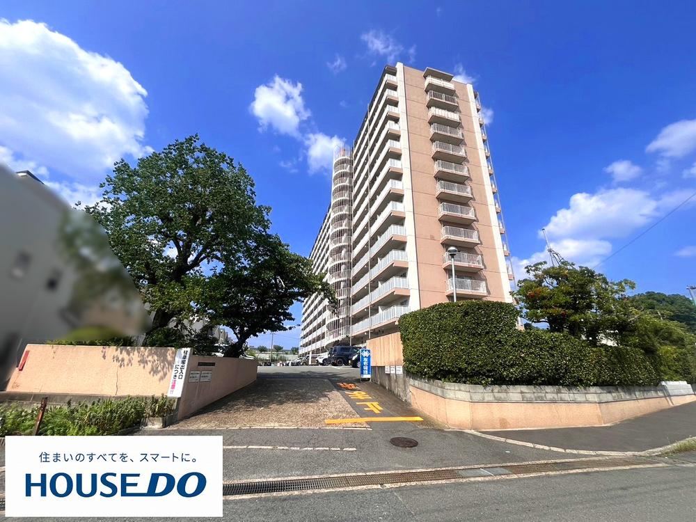 3LDK apartment in Hirakata, Osaka - Photo 1