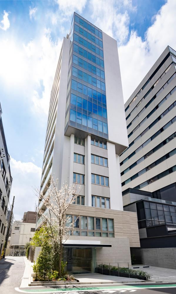 2LDK apartment in Shinjuku Ward, Tokyo - Photo 1