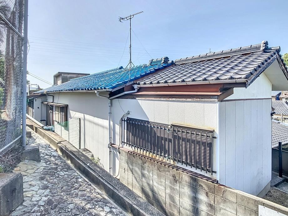 4LDK house in Shimonoseki, Yamaguchi - Photo 1