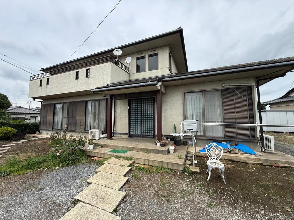 5LDK house in Oyama, Tochigi - Photo 1